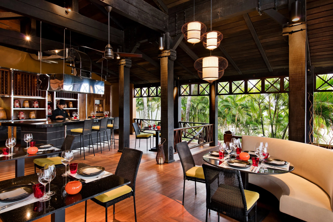 Heritage Le Telfair Golf & Wellness Resort — dining