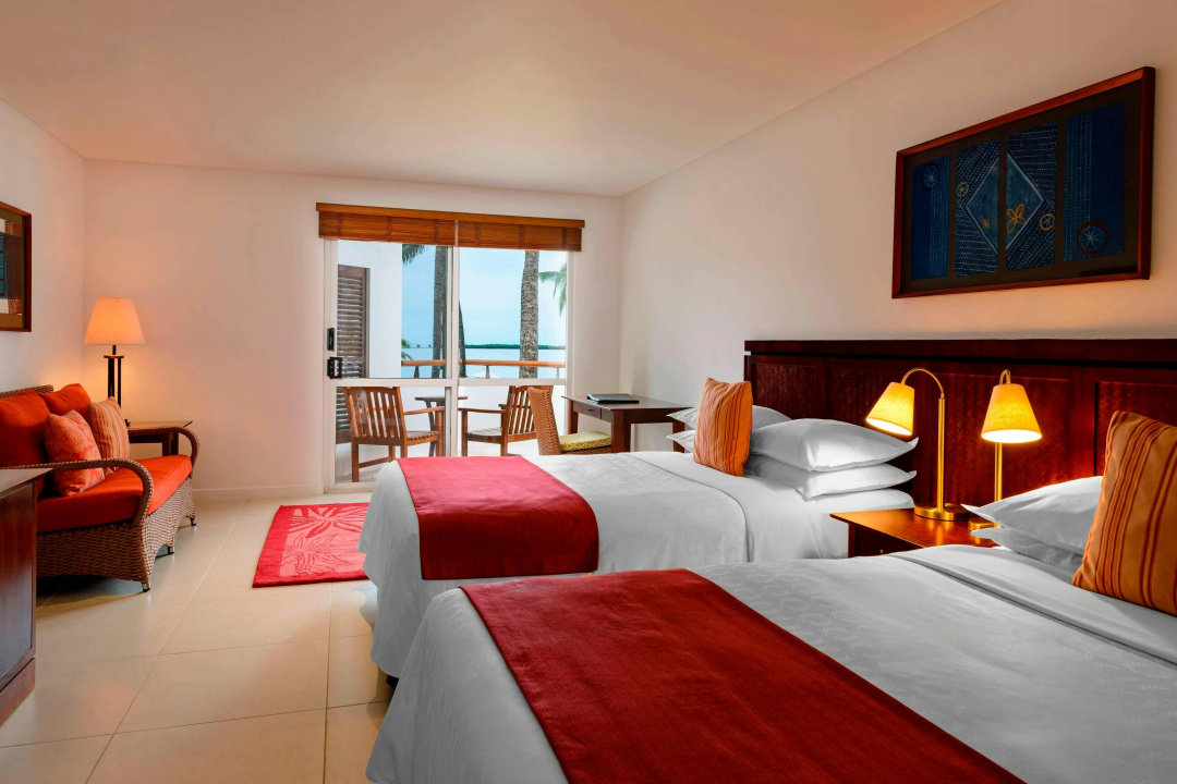 Sheraton Denarau Villas — a room