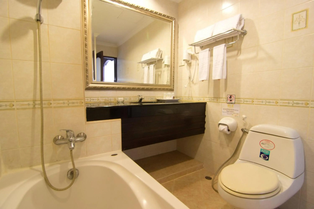 Heritage Le Telfair Golf & Wellness Resort — a bathroom
