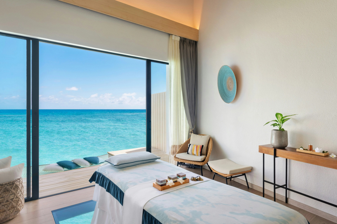 Hilton Maldives Amingiri Resort & Spa — a room