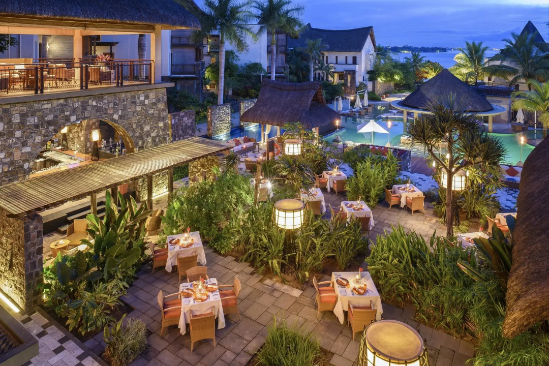 Le Jadis Beach Resort & Wellness - Managed by Banyan Tree Hotels & Resorts — dining