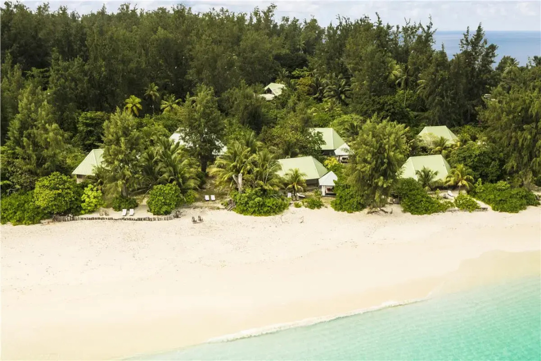 Denis Private Island — the beach