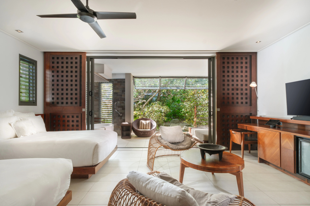 InterContinental Fiji Golf Resort & Spa by IHG — a balcony