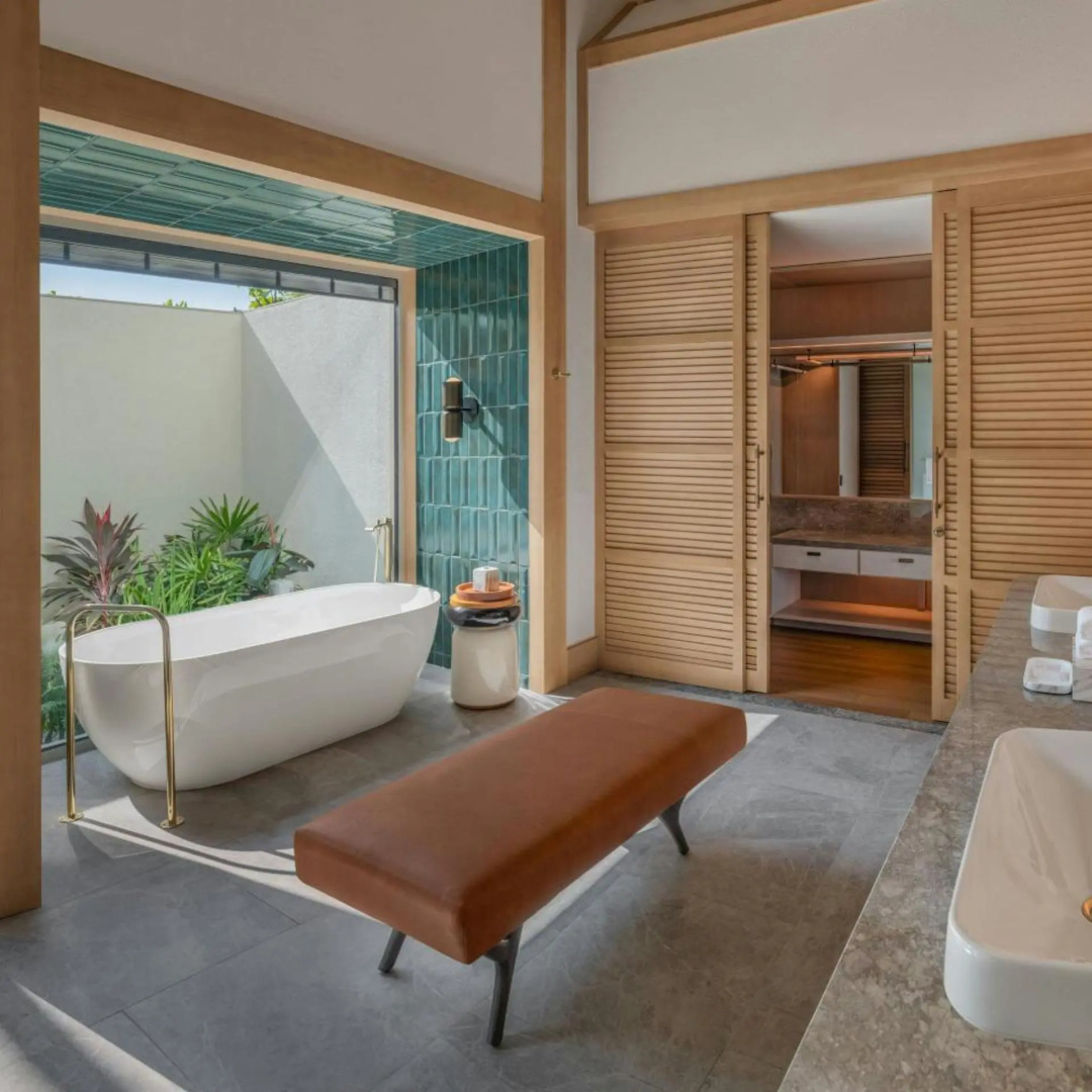 JW Marriott Maldives Kaafu Atoll Island Resort — a bathroom