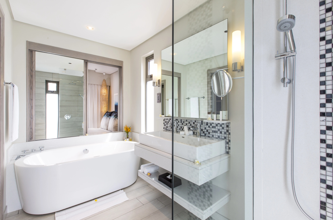 The Bay Club at Anahita — a bathroom