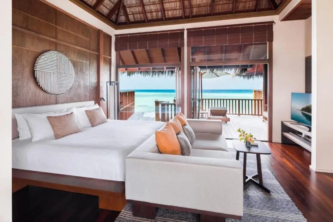 2 Bedrooms Grand Water Villa
