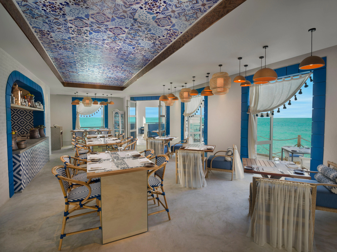 InterContinental Maldives Maamunagau Resort by IHG — dining