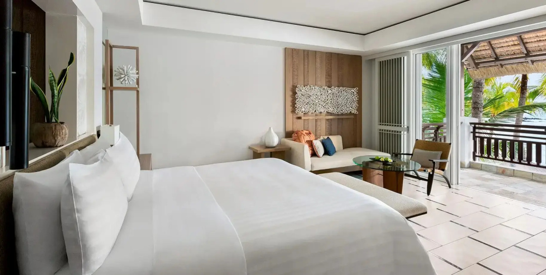 Hibiscus room