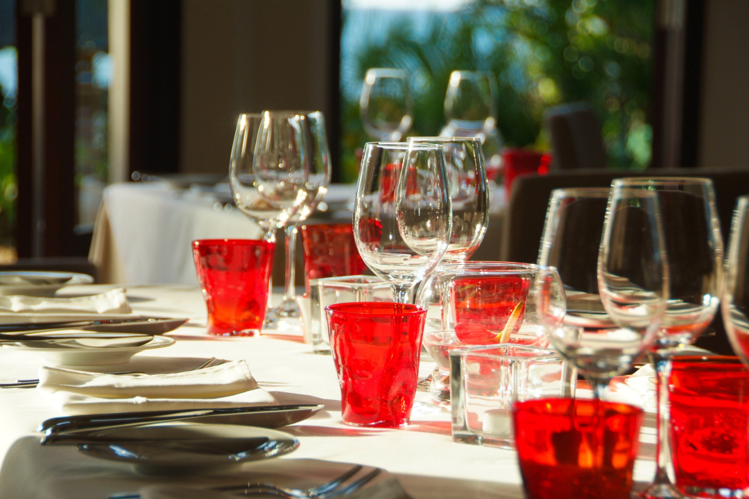 Le Cardinal Exclusive Resort — dining