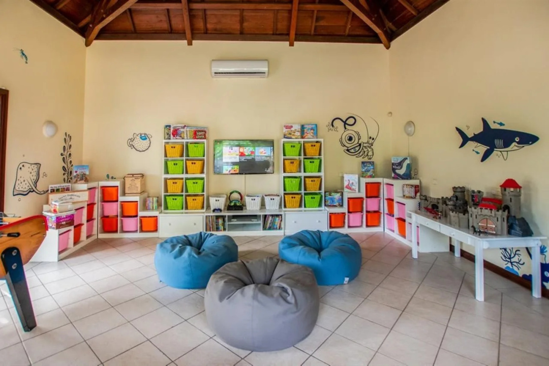 Shanti Maurice Resort & Spa — a room