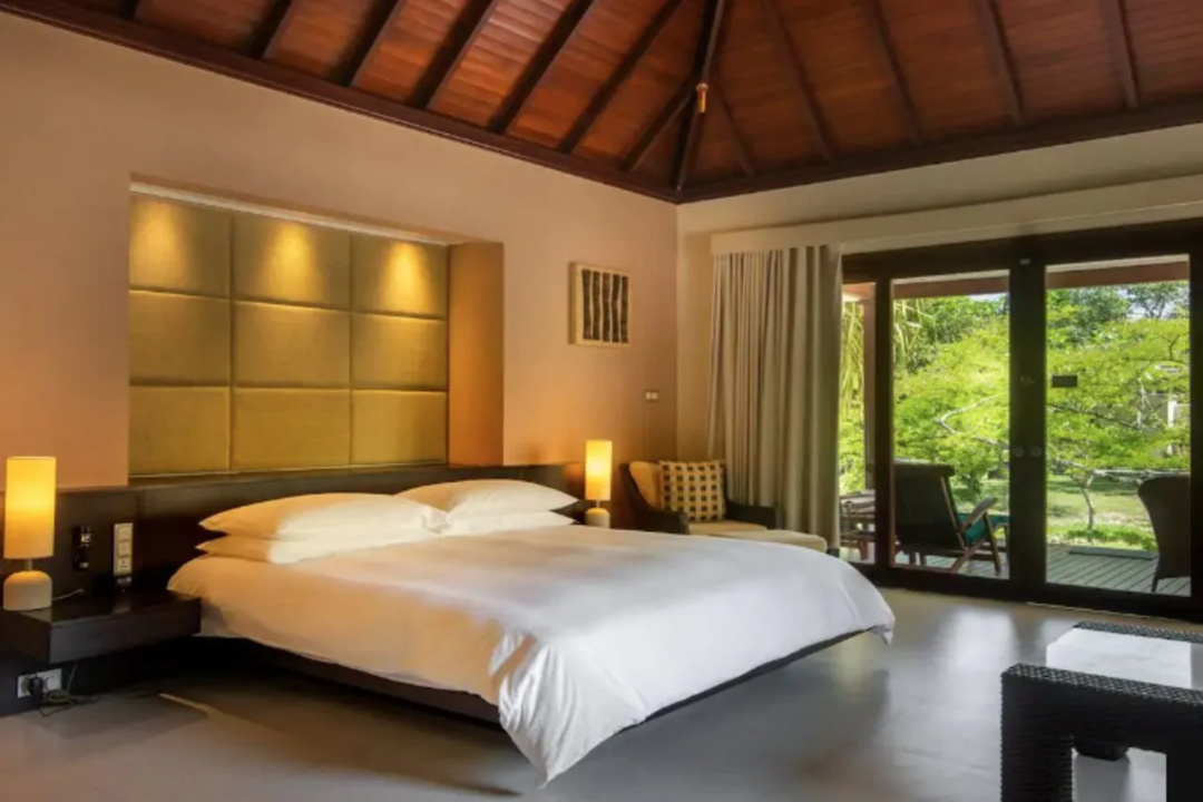 Hilton Seychelles Labriz Resort & Spa — a room