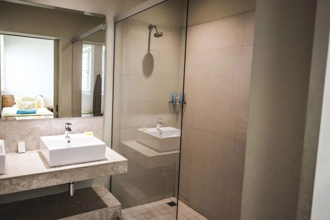 Belle Crique by Horizon Holidays — a bathroom