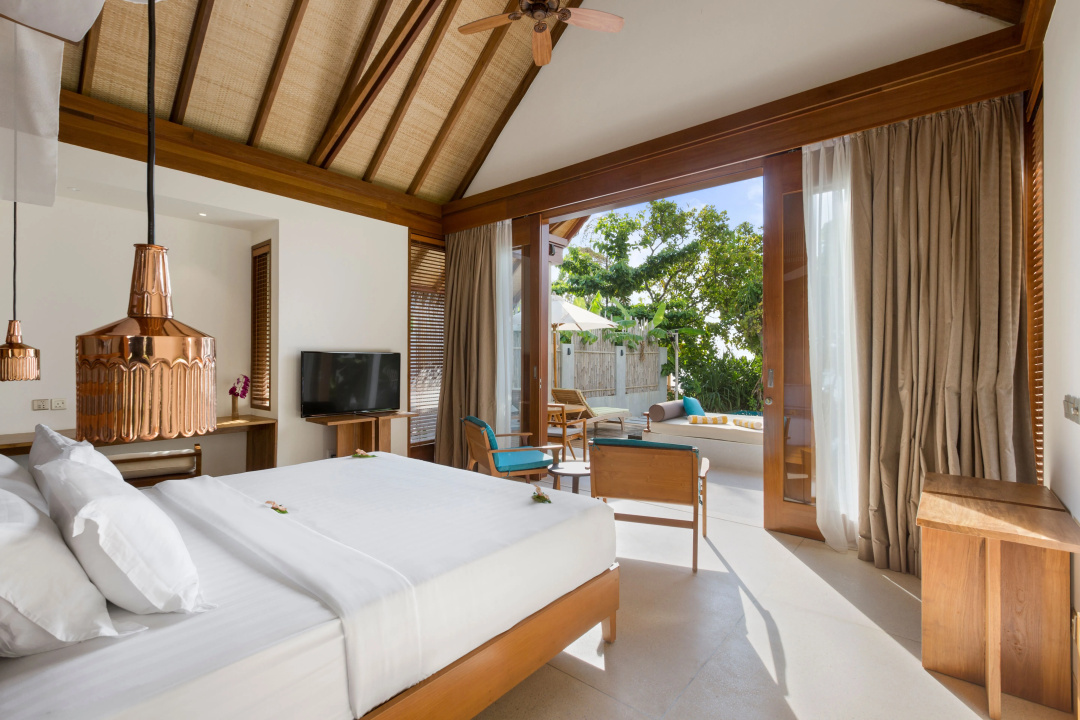 Furaveri Maldives Hotel — a room