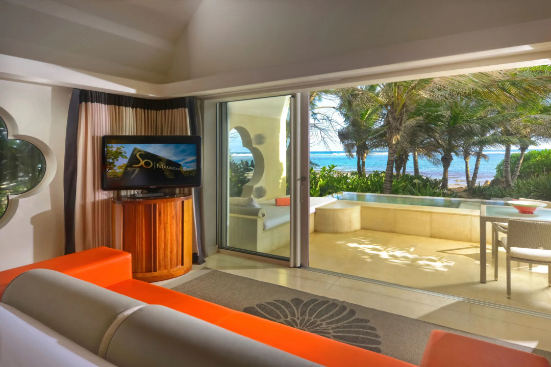 SO/ Sofitel Mauritius — a balcony