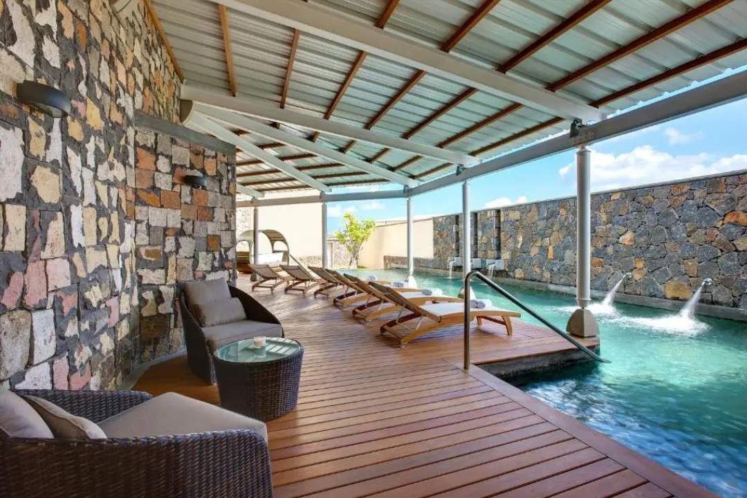 Labourdonnais Waterfront Hotel — the pool