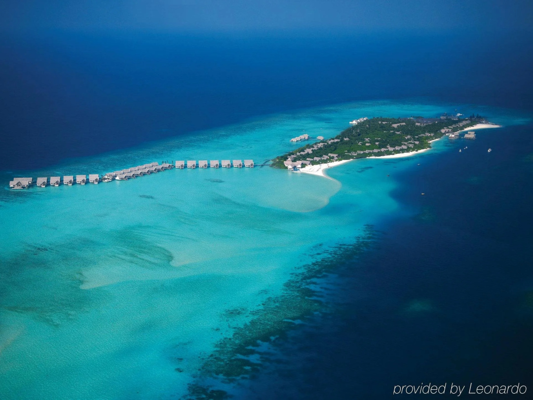 Four Seasons Landaa Giraavaru — the beach