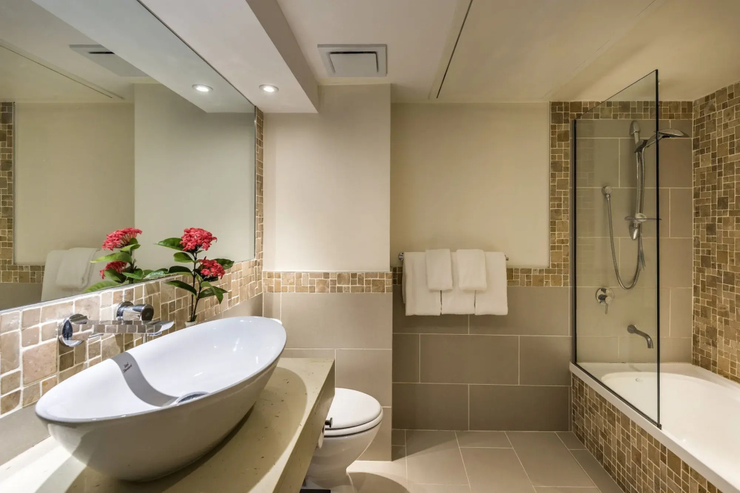 Warwick Fiji — a bathroom