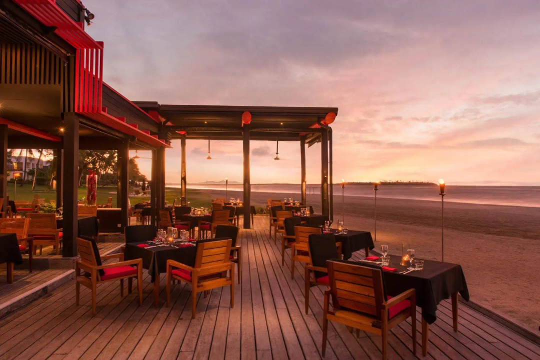 Hilton Fiji Beach Resort and Spa — dining
