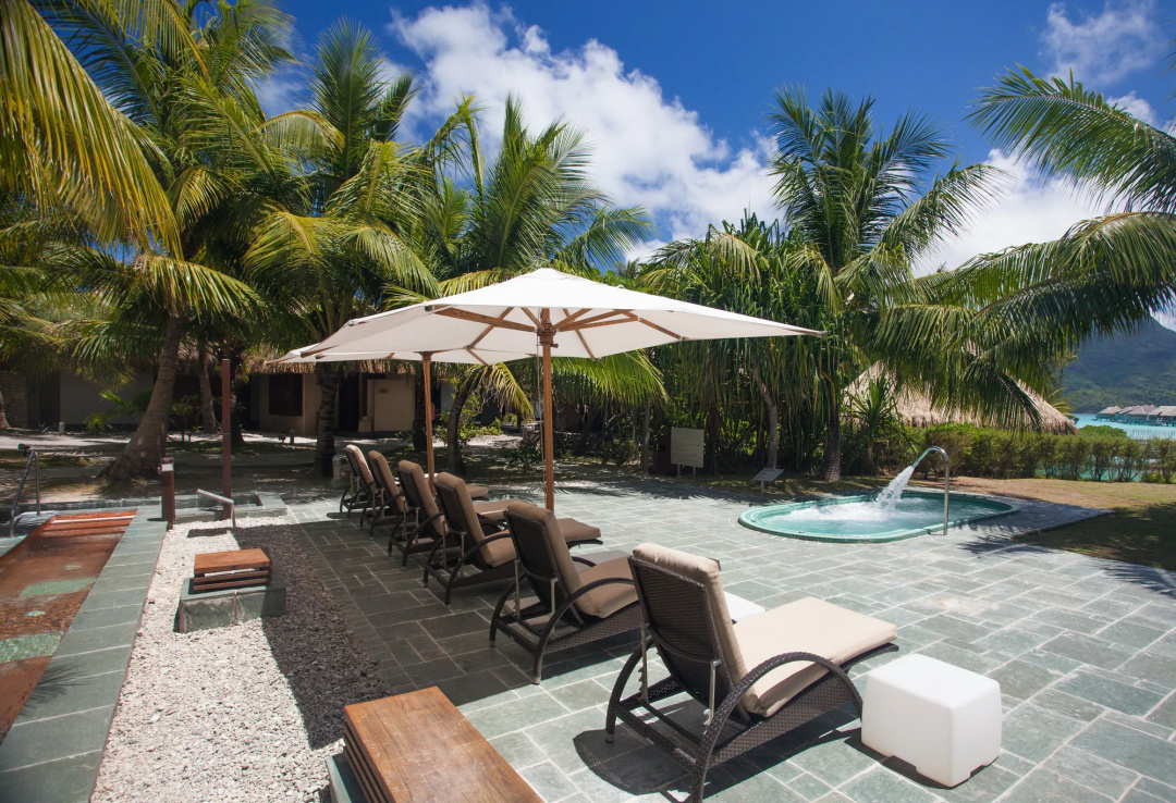 InterContinental Bora Bora Resort Thalasso Spa — the pool