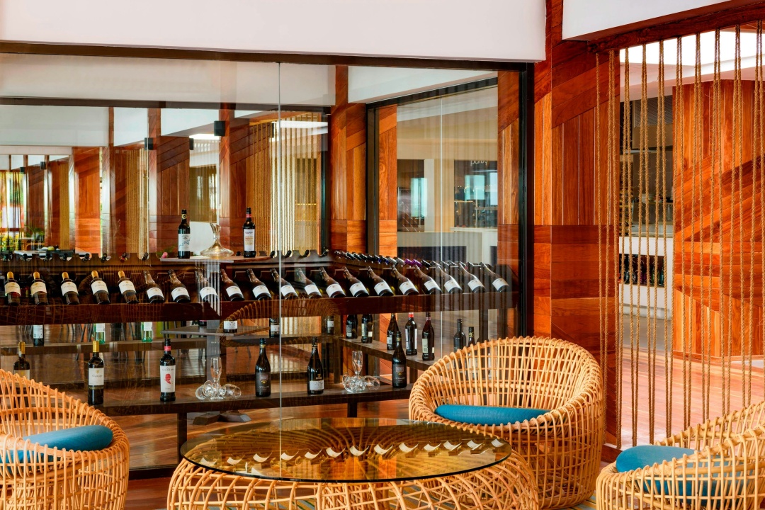 Sheraton Resort & Spa, Tokoriki Island, Fiji — a room