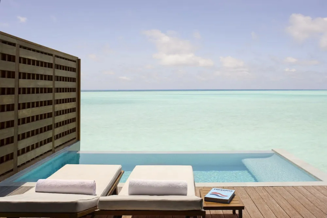 Anantara Veli Maldives Resort — the beach