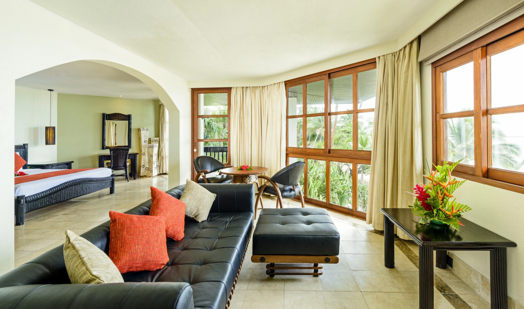 Warwick Fiji — a room