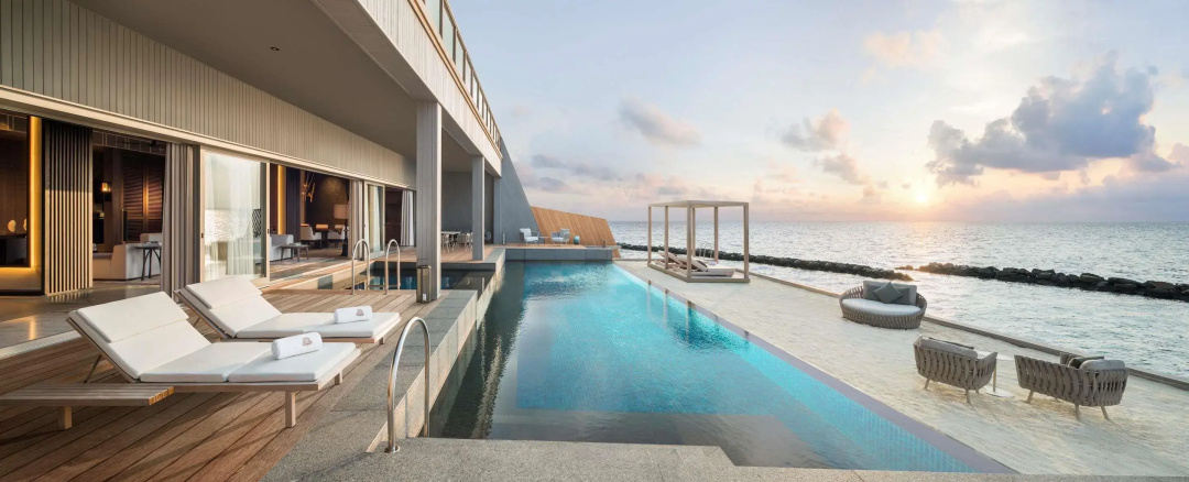 The St. Regis Maldives Vommuli Resort — the pool
