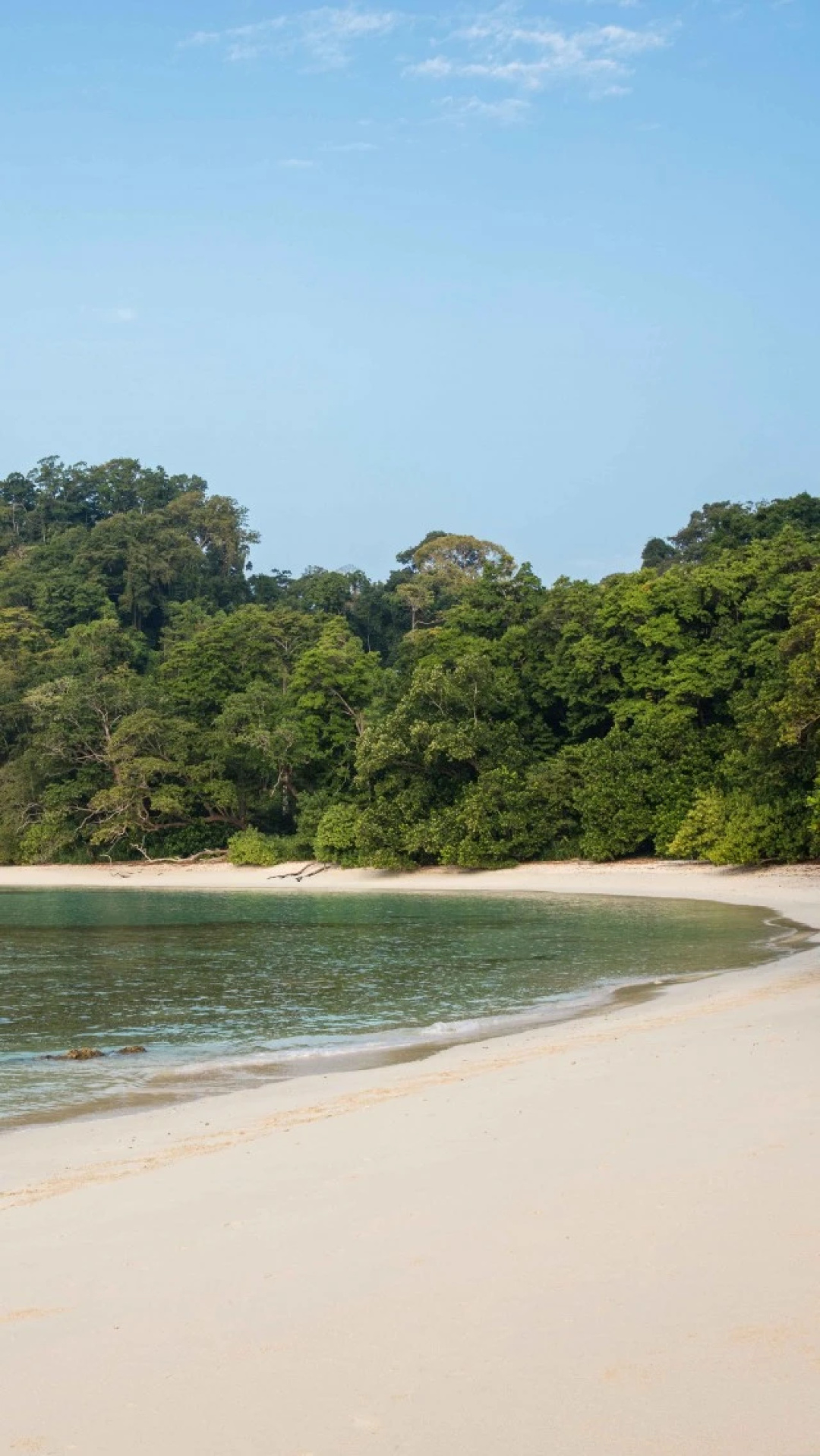 Jalakara Private Villa Hotel — the beach