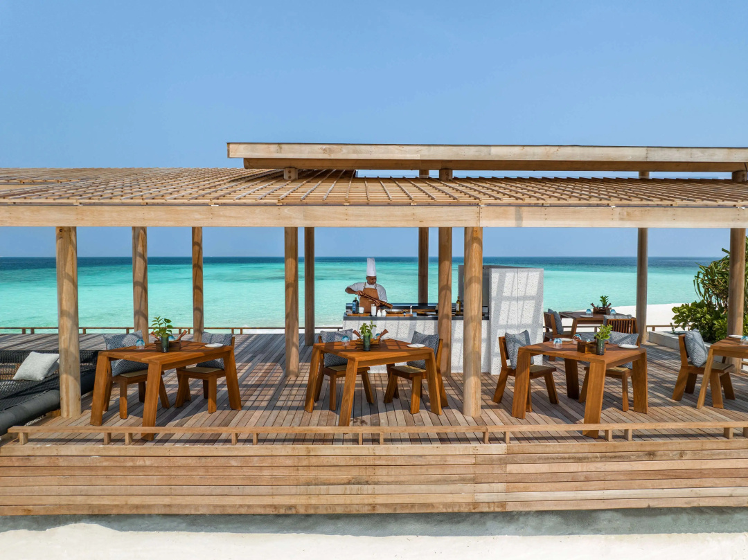 Alila Kothaifaru Maldives — the beach