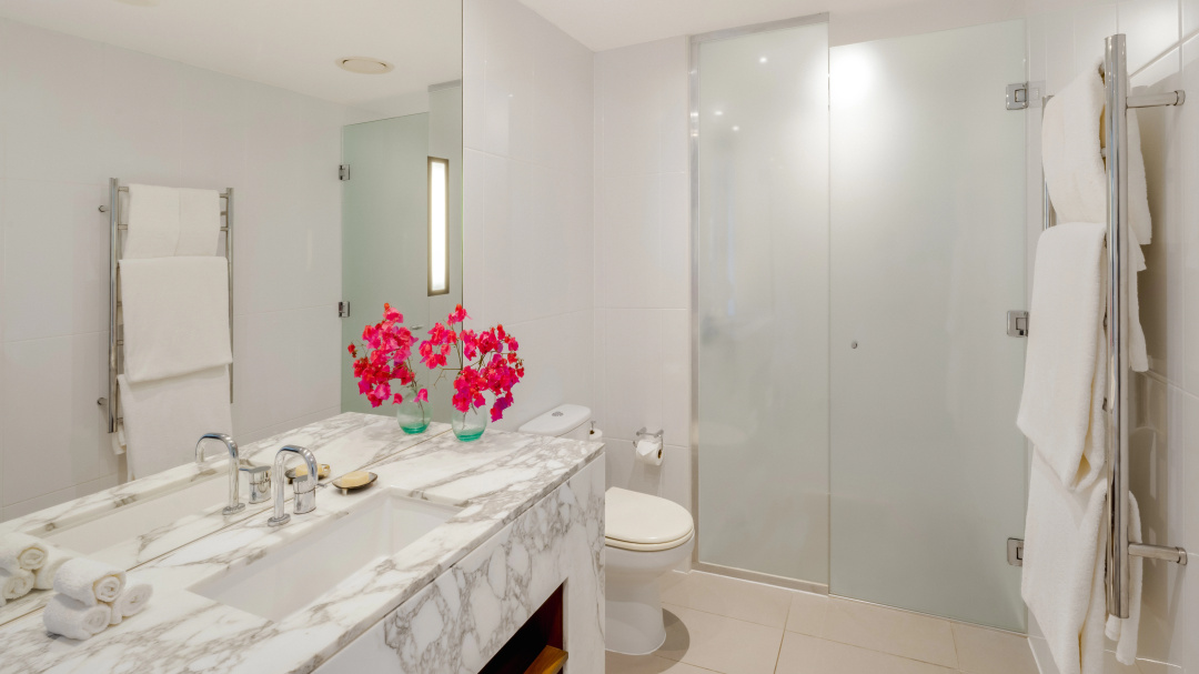 InterContinental Fiji Golf Resort & Spa by IHG — a bathroom