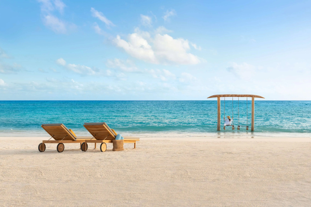 Hilton Maldives Amingiri Resort & Spa — the beach