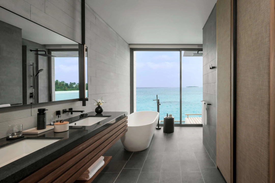 Alila Kothaifaru Maldives — a bathroom