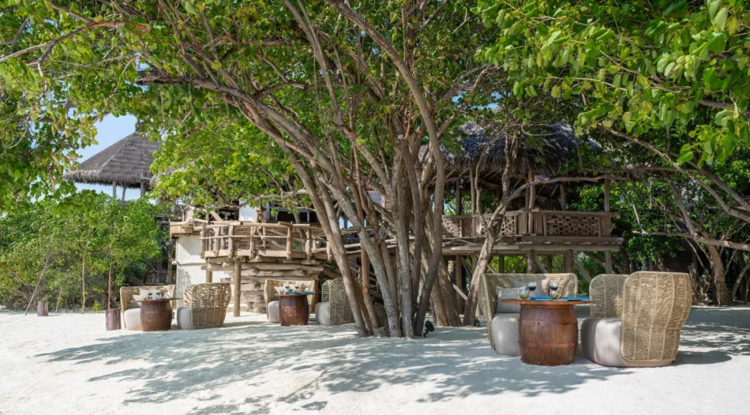 JW Marriott Maldives Resort & Spa — the grounds