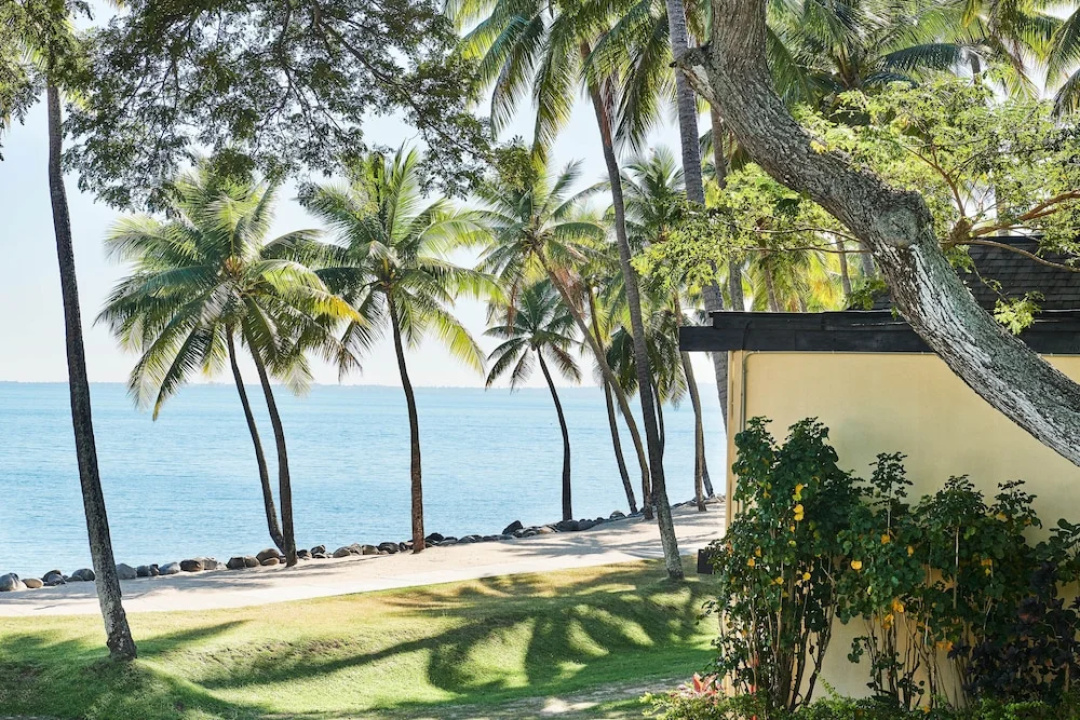 Standard Quadruple room oceanfront