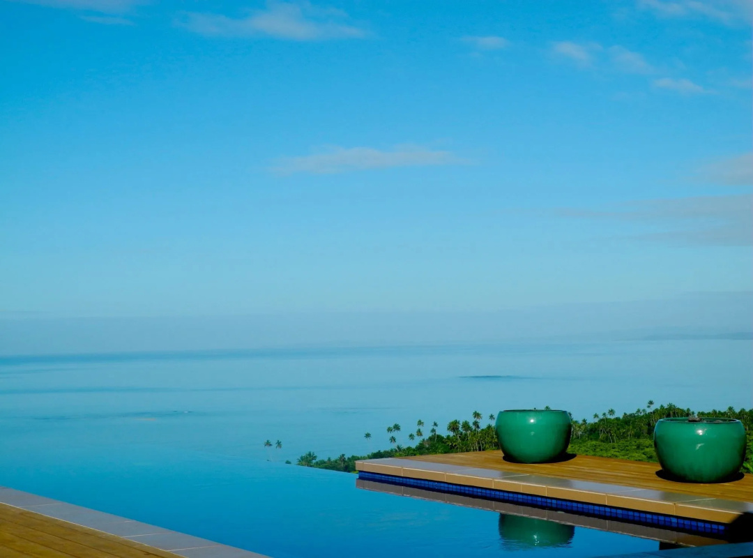 Emaho Sekawa Resort — the pool