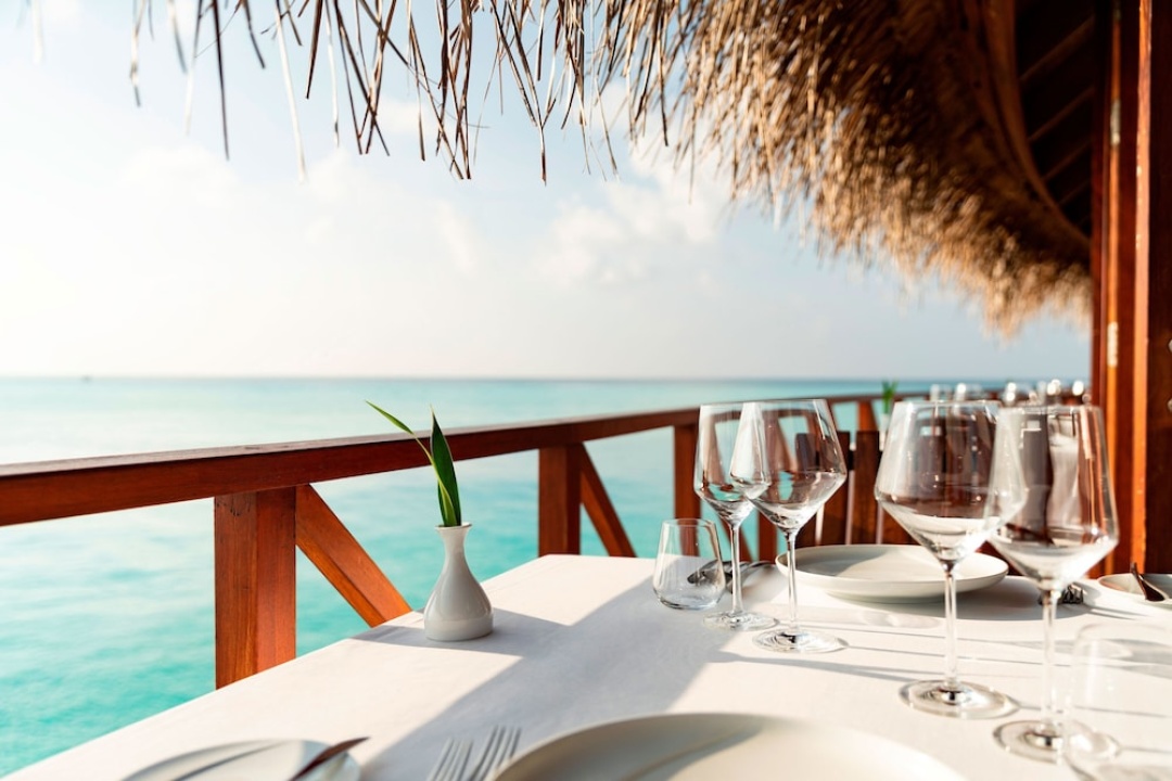 Anantara Dhigu Maldives Resort — dining