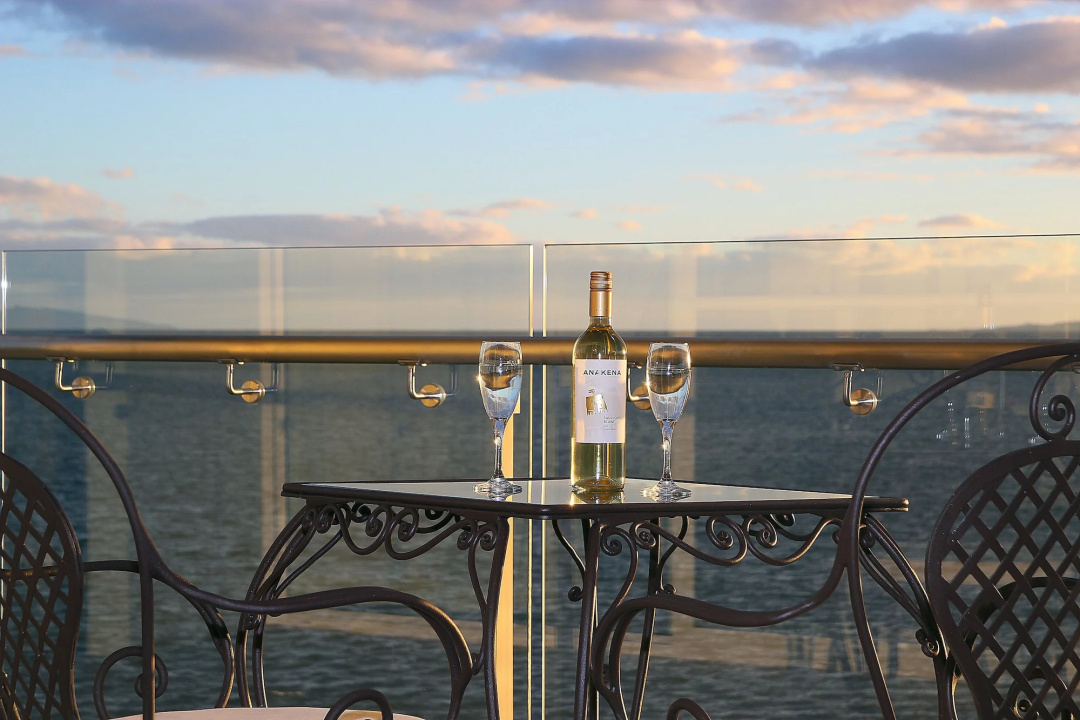 Grand Pacific Hotel Fiji — a balcony
