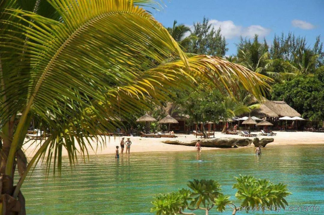 Maritim Resort & Spa Mauritius — the beach