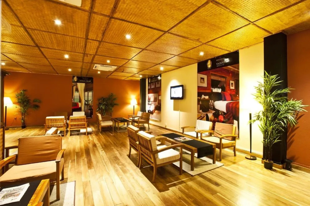 Adaaran Prestige Water Villas — dining