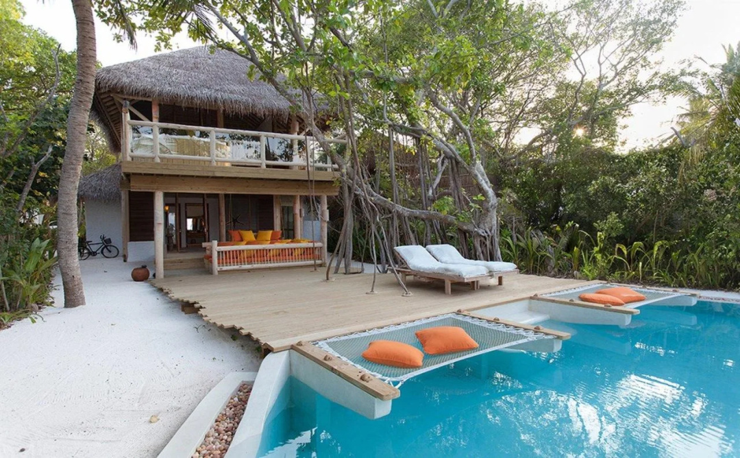 Soneva Fushi — the pool
