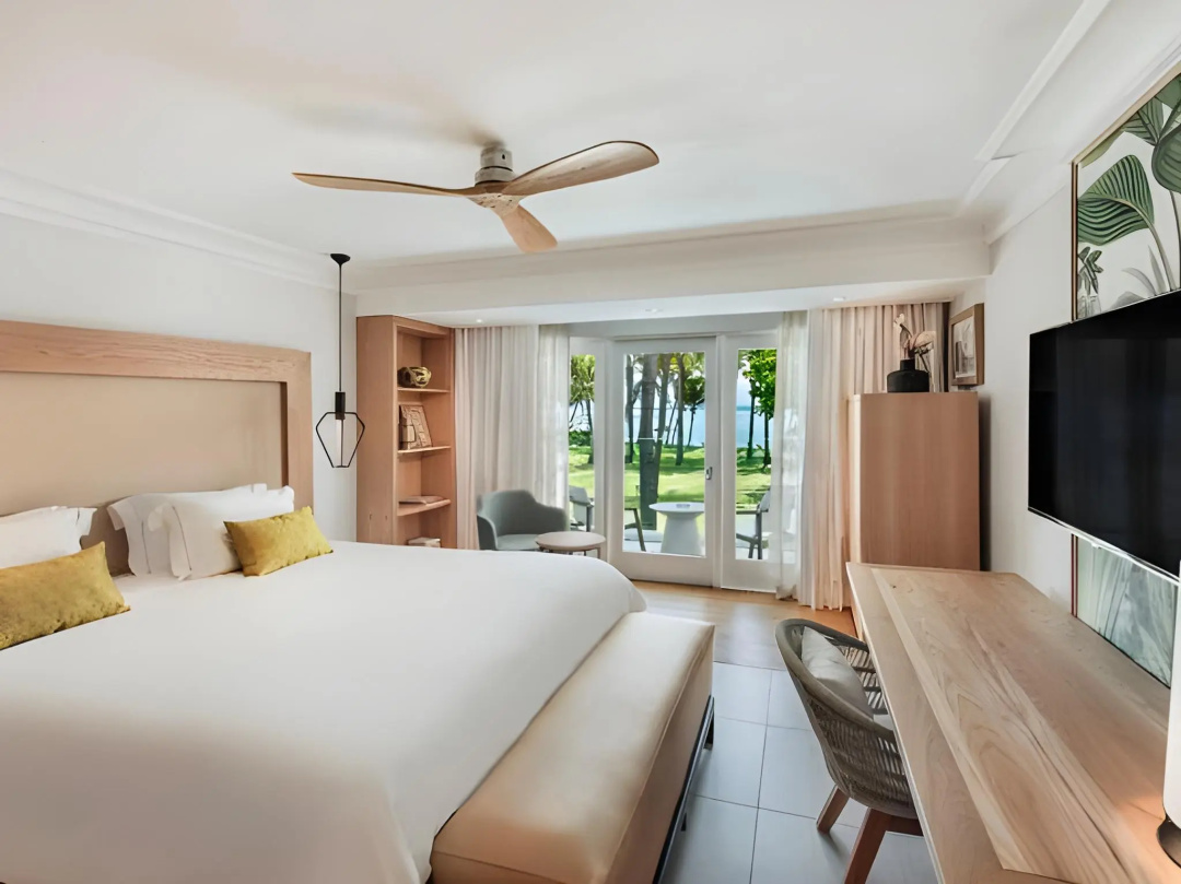 Sugar Beach Mauritius — a room