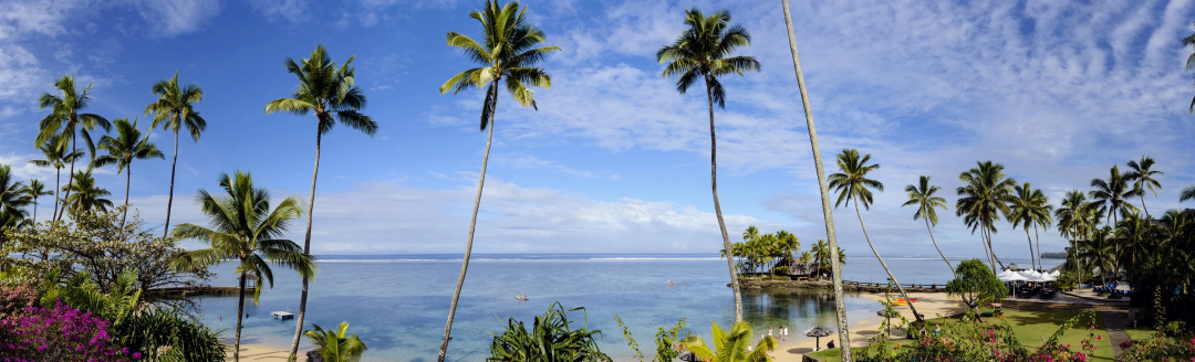 Warwick Fiji — the beach