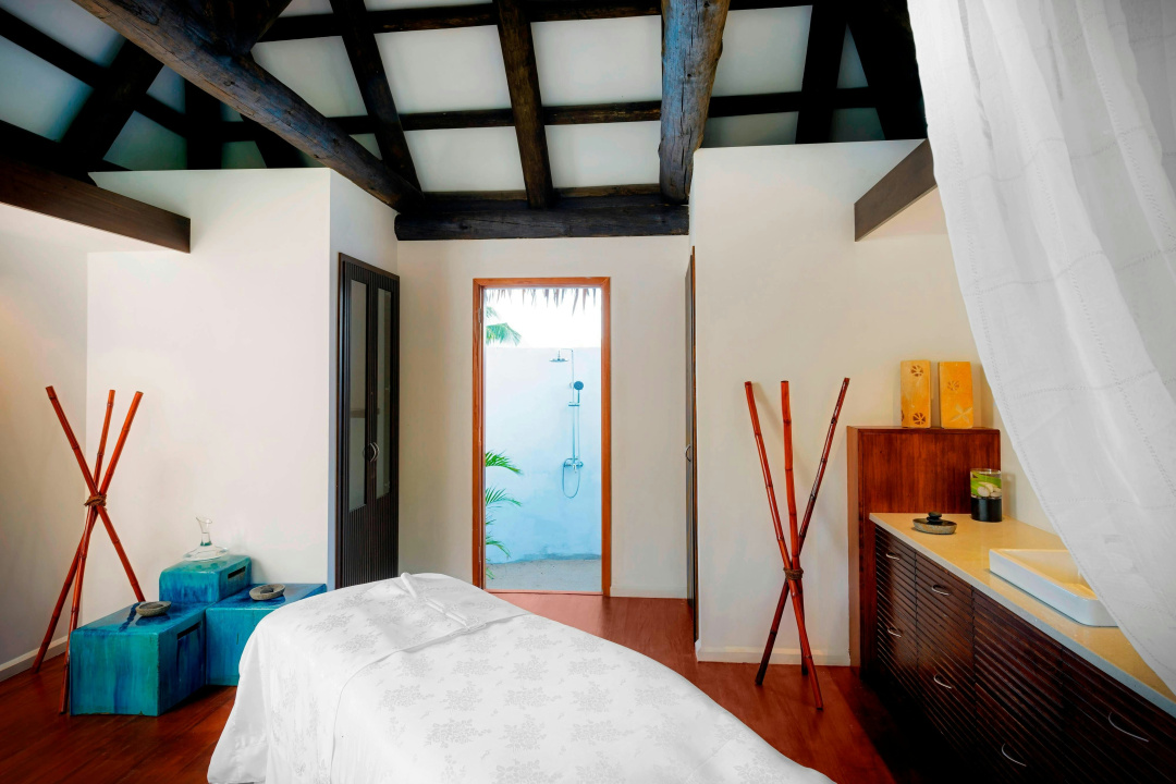 Sheraton Resort & Spa, Tokoriki Island, Fiji — a room