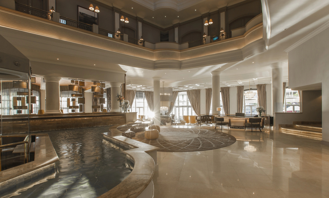 Labourdonnais Waterfront Hotel — the lobby