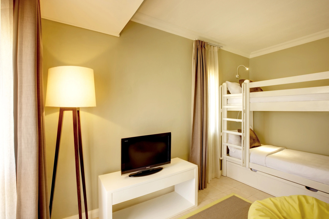 OUTRIGGER Mauritius Beach Resort — a room