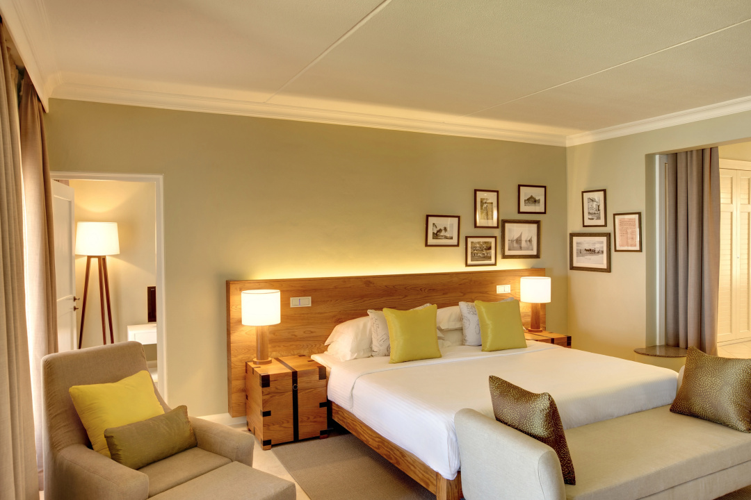 OUTRIGGER Mauritius Beach Resort — a room