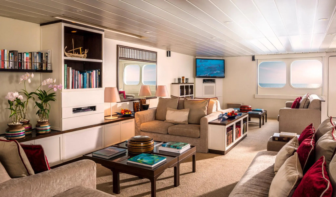 Four Seasons Resort Maldives at Kuda Huraa — a room