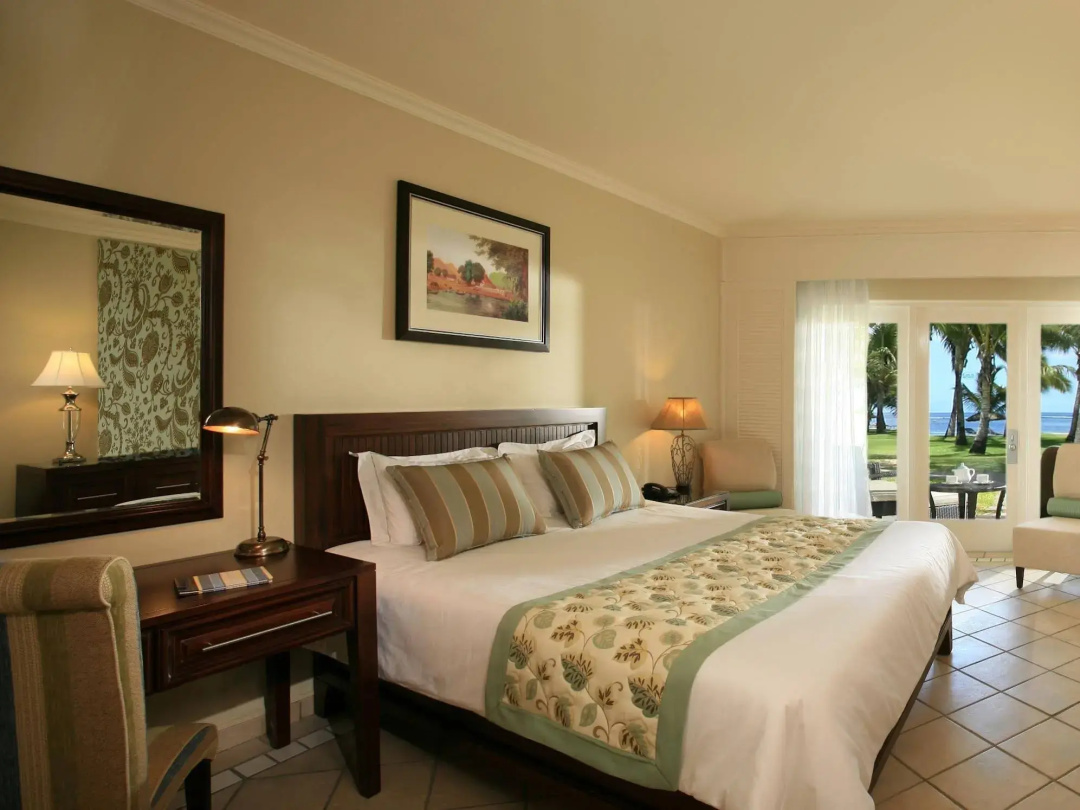 Sugar Beach Mauritius — a room
