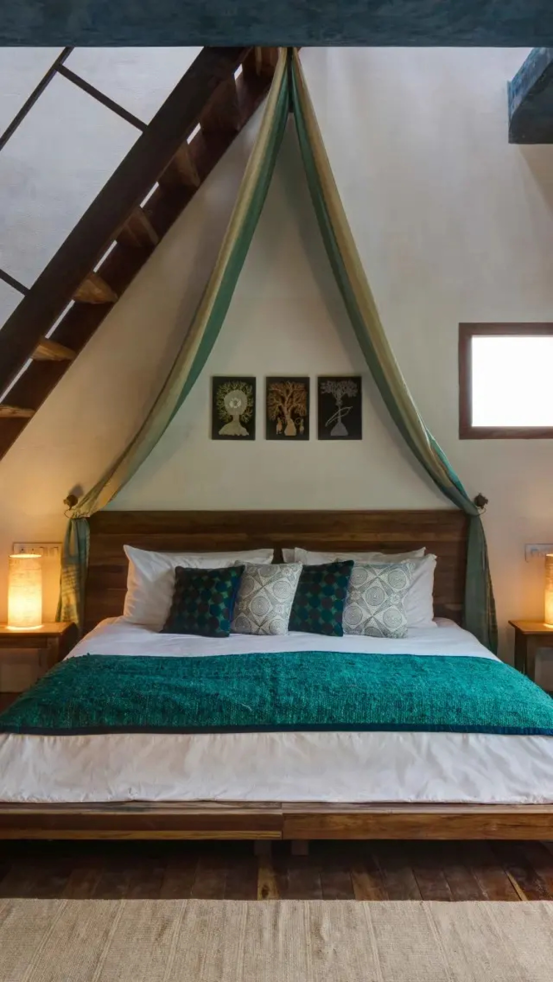 Jalakara Private Villa Hotel — a room