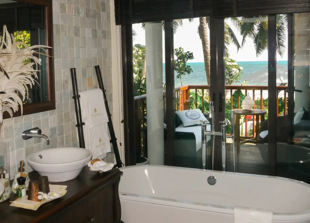 Suite with balcony and with ocean view